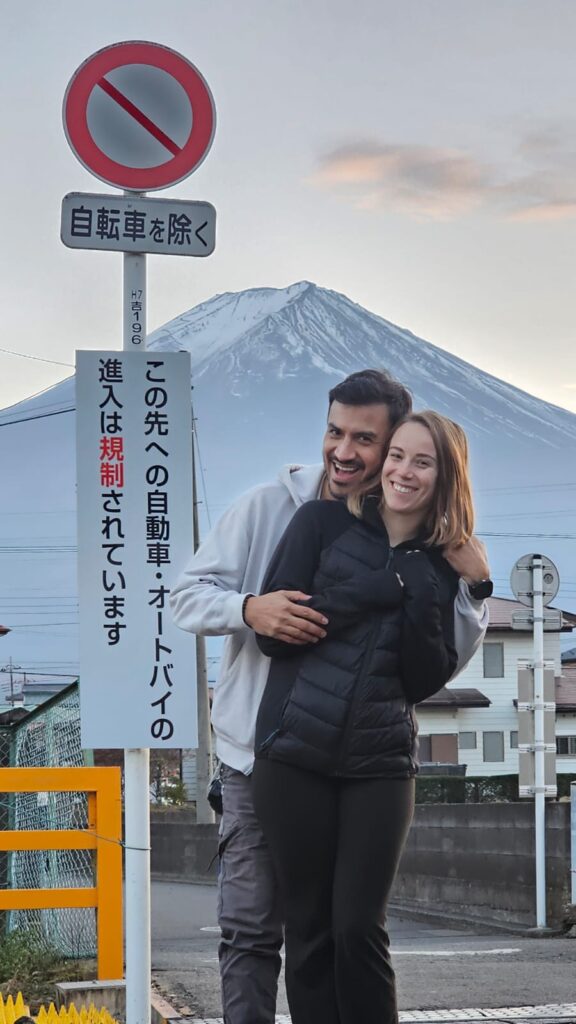 Lyne & Arturo in front of the Mt. Fuji, Japan