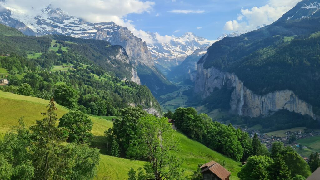 lauterbrunnen valley